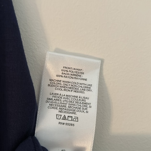 Express Navy Print Sleeveless Blouse, Small NWT - Picture 5 of 6